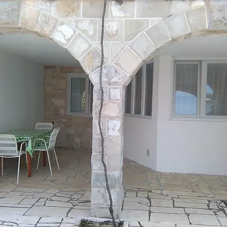 Loncarevic Apartment Slano